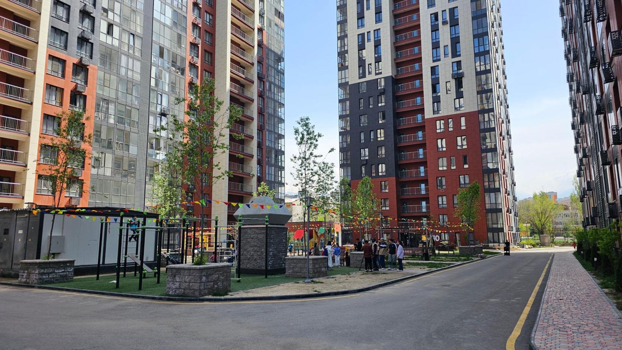 Жк Terracotta Lägenhet Alma-Ata Exteriör bild